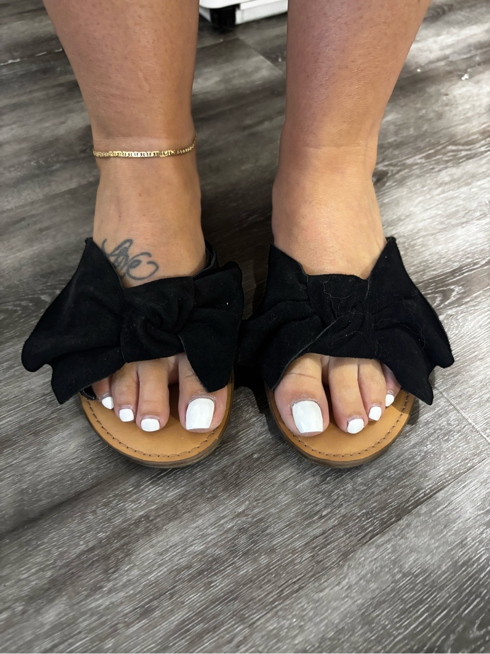 American eagle Women’s Black Bow Slide Sandals - Classic Casual
